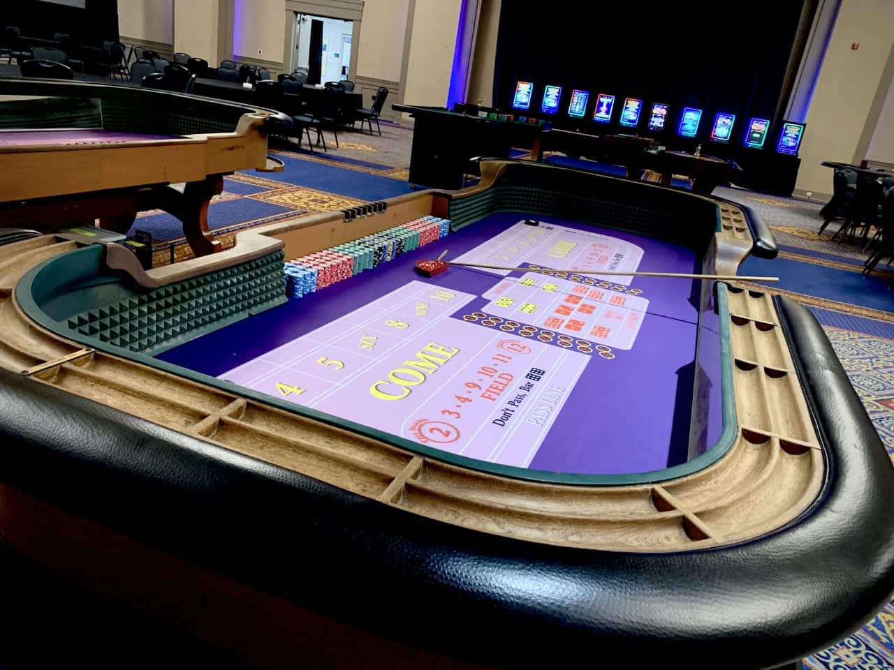 Casino Knight Poker Table Rentals
